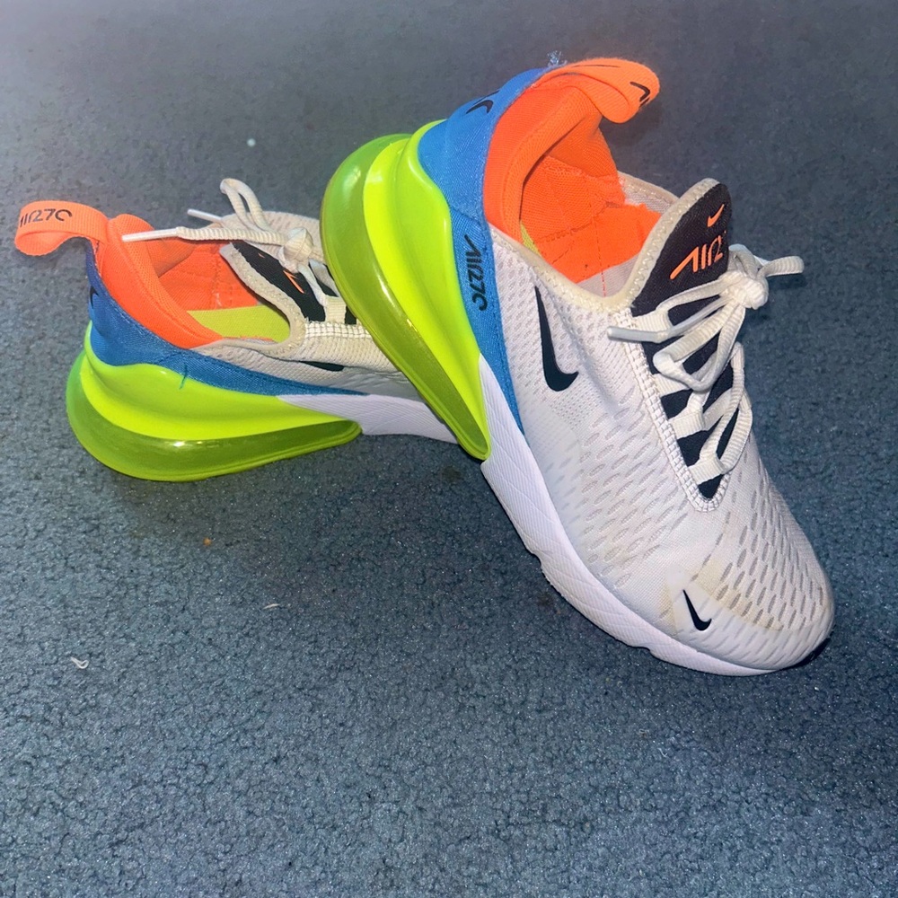 Nike Women’s AirMax 270 Size 8